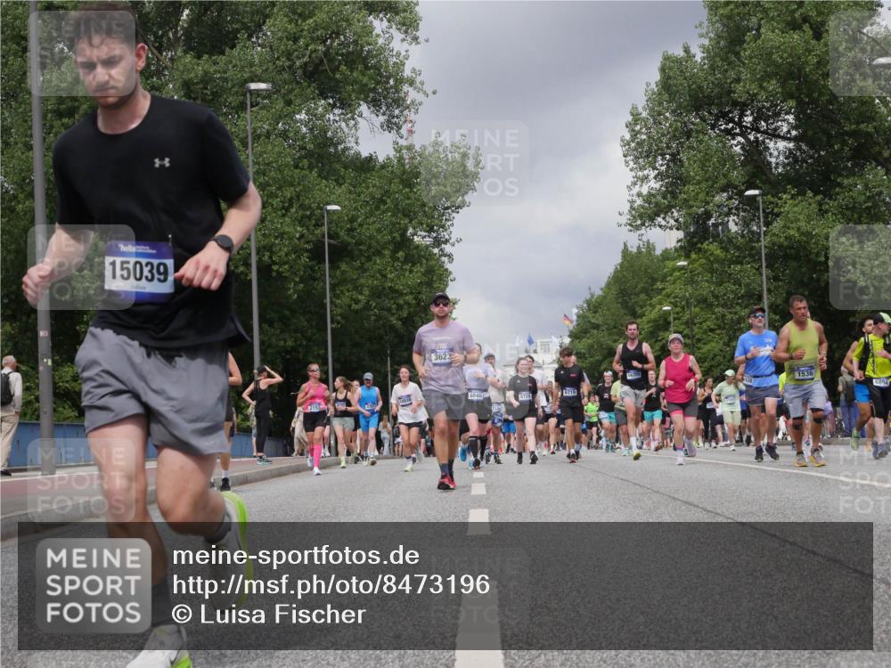 29.06.2025 - hella hamburg halbmarathon Luisa Fischer http://msf.ph/oto/8473196 29.06.2025 10:44:58 Kennedybrücke 15039, 3623, 2153, 14938, 6846, 6726, 6719, 438, 1536, 6894, 1314, 1536, 2229, 3533, 3694, 4774, 5086, 6846, 6894, 7821, 8293, 8300, 8301, 8586, 9370, 10027 meine-sportfotos.de