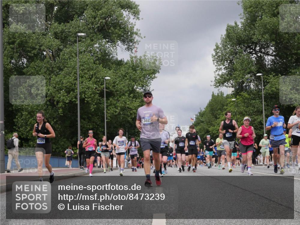 29.06.2025 - hella hamburg halbmarathon Luisa Fischer http://msf.ph/oto/8473239 29.06.2025 10:45:00 Kennedybrücke 5225, 2153, 3623, 6719, 846, 6726, 16705, 1438, 13, 1314, 1317, 1536, 2229, 3532, 3533, 3694, 5086, 6846, 6894, 7821, 8293, 8300, 8301, 8443, 8586, 9370, 10027, 10483 meine-sportfotos.de