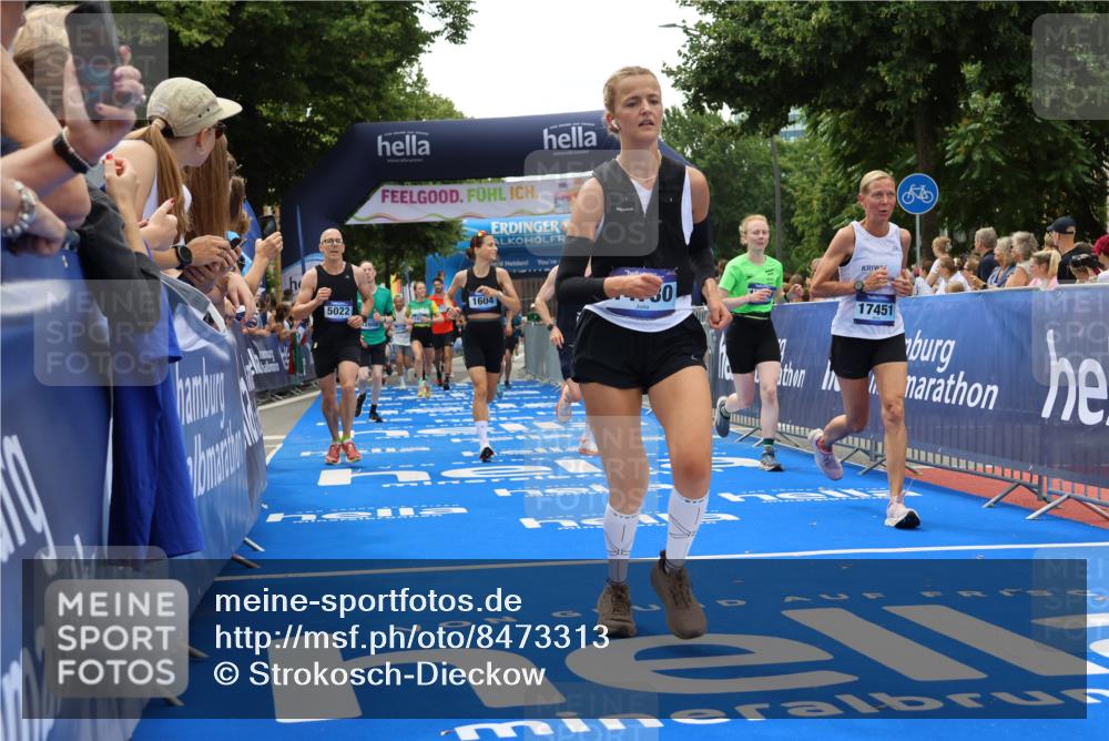 29.06.2025 - hella hamburg halbmarathon Strokosch-Dieckow http://msf.ph/oto/8473313 29.06.2025 10:47:54 Ziel 1604, 1613, 4528, 4601, 5022, 6377, 6836, 8564, 11961, 12808, 14383, 14730, 15333, 16766, 17451, 18206, 18356, 18836, 18922, 19198 meine-sportfotos.de