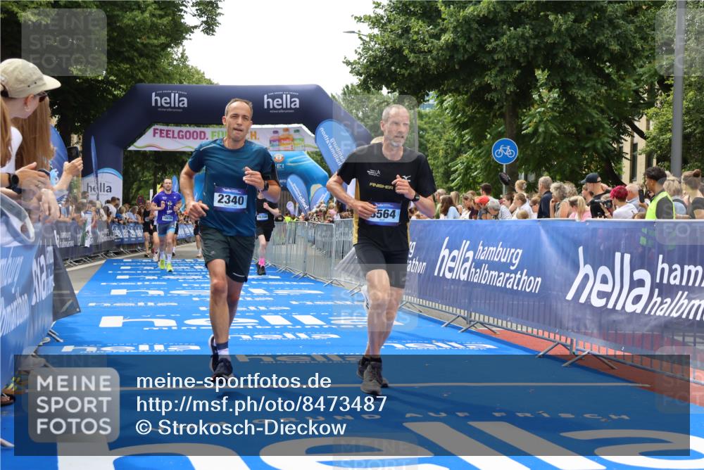 29.06.2025 - hella hamburg halbmarathon Strokosch-Dieckow http://msf.ph/oto/8473487 29.06.2025 10:47:47 Ziel 2340, 2708, 5915, 6836, 8564, 10988, 11283, 11961, 12679, 13948, 14383, 14730, 15478, 16205, 17229, 17451, 18356, 18430, 18836 meine-sportfotos.de