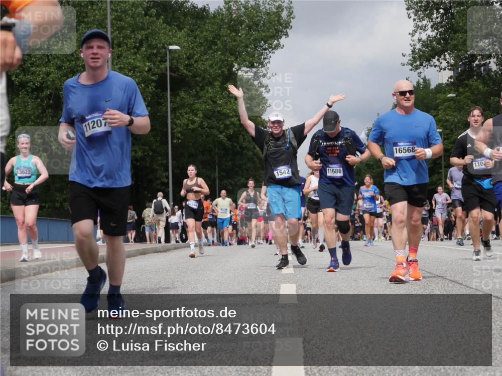 29.06.2025 - hella hamburg halbmarathon Luisa Fischer http://msf.ph/oto/8473604 29.06.2025 10:45:14 Kennedybrücke 13622, 11207, 10348, 16568, 1542, 11686, 3460, 796, 110, 2762, 2763, 5942, 6066, 6137, 6719, 6726, 6793, 7968, 8162, 9588, 10181 meine-sportfotos.de