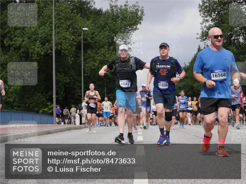 29.06.2025 - hella hamburg halbmarathon Luisa Fischer http://msf.ph/oto/8473633 29.06.2025 10:45:16 Kennedybrücke 10348, 15842, 1542, 643, 1648, 11686, 3460, 16568, 068, 1648, 2762, 2763, 3459, 5942, 6066, 6137, 6450, 6726, 7968, 8162, 8163, 9588, 10181, 10872 meine-sportfotos.de