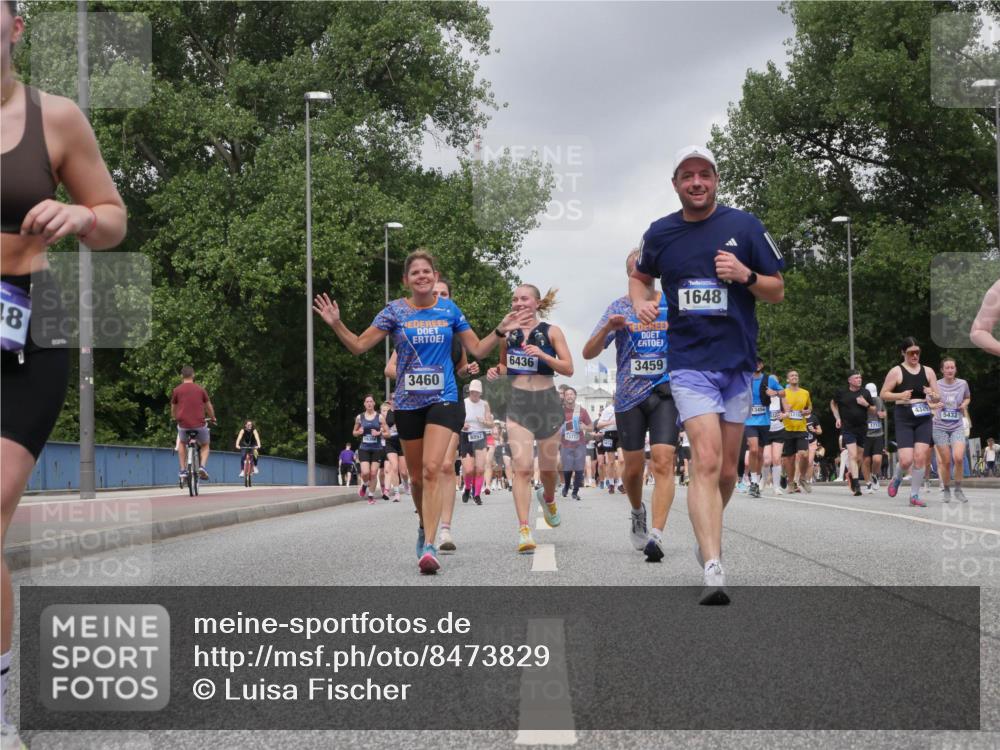 29.06.2025 - hella hamburg halbmarathon Luisa Fischer http://msf.ph/oto/8473829 29.06.2025 10:45:24 Kennedybrücke 8, 6436, 3460, 8897, 3459, 1648, 13496, 4329, 1712, 5432, 1648, 3459, 4329, 4885, 5432, 6137, 6153, 6320, 6450, 7968, 8004, 8162, 8163, 8712, 10872 meine-sportfotos.de