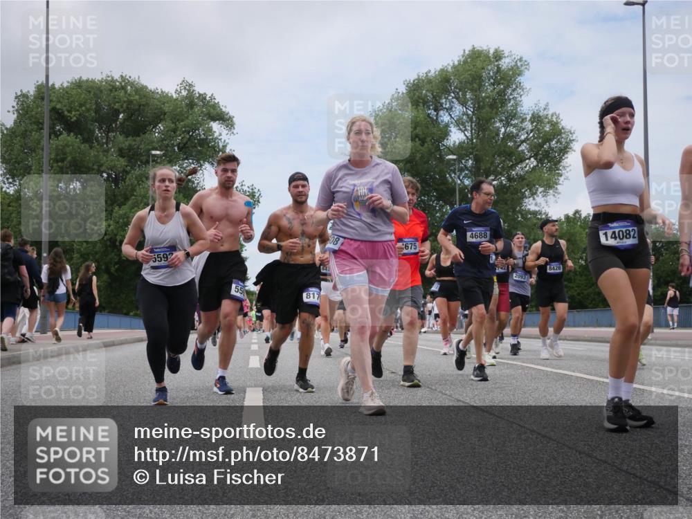 29.06.2025 - hella hamburg halbmarathon Luisa Fischer http://msf.ph/oto/8473871 29.06.2025 11:17:15 Kennedybrücke 5592, 55, 817, 842, 675, 08, 4688, 2093, 8426, 14082, 1934, 2093, 2247, 3016, 3090, 3317, 3561, 3608, 4675, 4688, 5330, 5335, 5591, 5592, 6006, 6480, 7050, 7414, 8179, 8331, 8396, 8424, 8426, 8742, 8874, 9263, 9818, 9909, 10134, 10137 meine-sportfotos.de