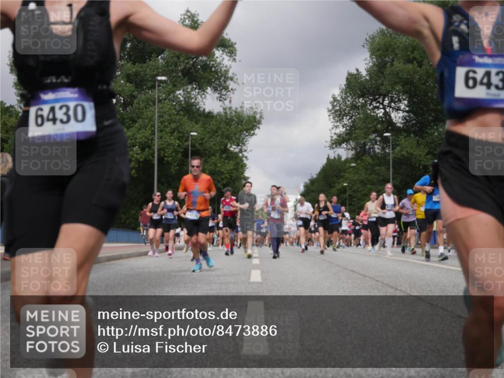 29.06.2025 - hella hamburg halbmarathon Luisa Fischer http://msf.ph/oto/8473886 29.06.2025 10:45:27 Kennedybrücke 6430, 14376, 134, 643, 1039, 1648, 1712, 2974, 3459, 4329, 4541, 4885, 5432, 5671, 6153, 6320, 6450, 7968, 8004, 8162, 8163, 8712, 10872 meine-sportfotos.de