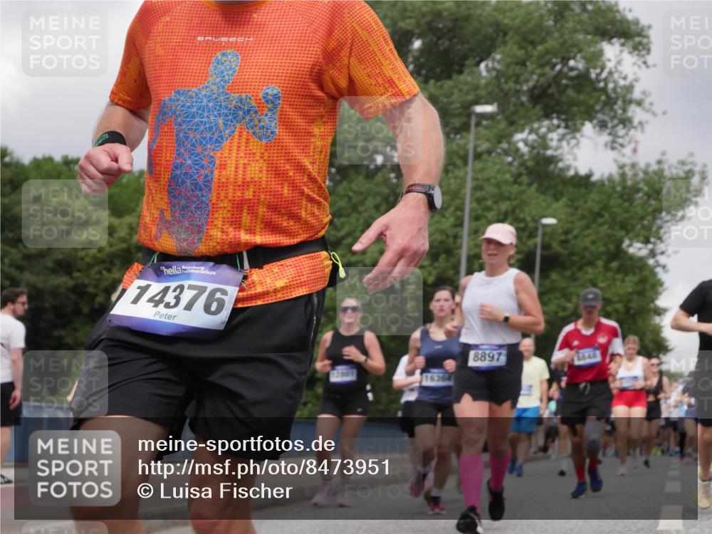 29.06.2025 - hella hamburg halbmarathon Luisa Fischer http://msf.ph/oto/8473951 29.06.2025 10:45:30 Kennedybrücke 7, 74376, 12001, 8897, 1039, 1712, 2974, 3326, 3568, 4329, 4541, 4885, 5432, 5671, 6153, 6320, 8004, 8712 meine-sportfotos.de