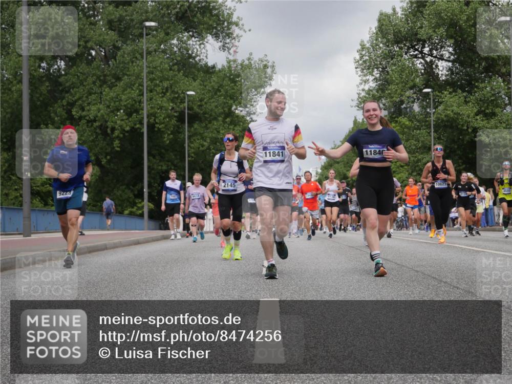 29.06.2025 - hella hamburg halbmarathon Luisa Fischer http://msf.ph/oto/8474256 29.06.2025 10:45:47 Kennedybrücke 9223, 467, 6618, 2145, 11841, 6136, 11840, 10623, 4680, 1752, 2069, 2134, 4680, 4735, 4736, 5419, 6136, 6828, 7040, 7043, 8014, 9644, 10532, 10623, 10842 meine-sportfotos.de