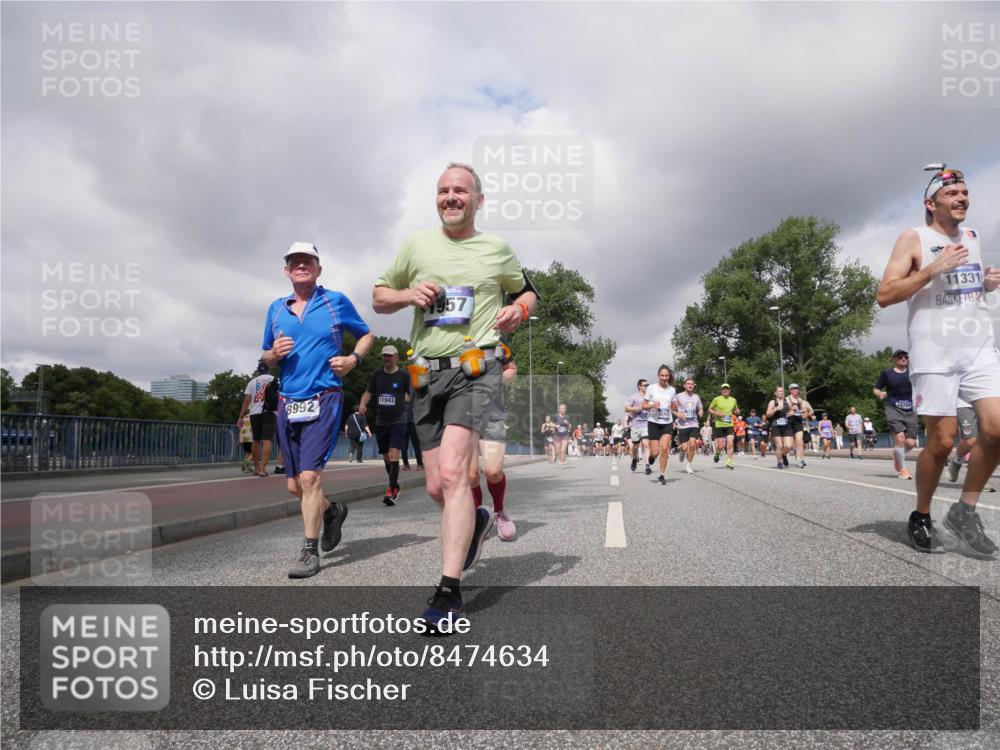 29.06.2025 - hella hamburg halbmarathon Luisa Fischer http://msf.ph/oto/8474634 29.06.2025 10:46:03 Kennedybrücke 8992, 11943, 957, 14769, 11331, 1360, 1656, 1929, 1994, 2401, 2509, 2940, 2941, 3378, 3874, 4092, 4778, 5403, 6440, 6837, 7357, 7477, 7666, 8000, 8525, 8526, 9980, 10697, 10734 meine-sportfotos.de