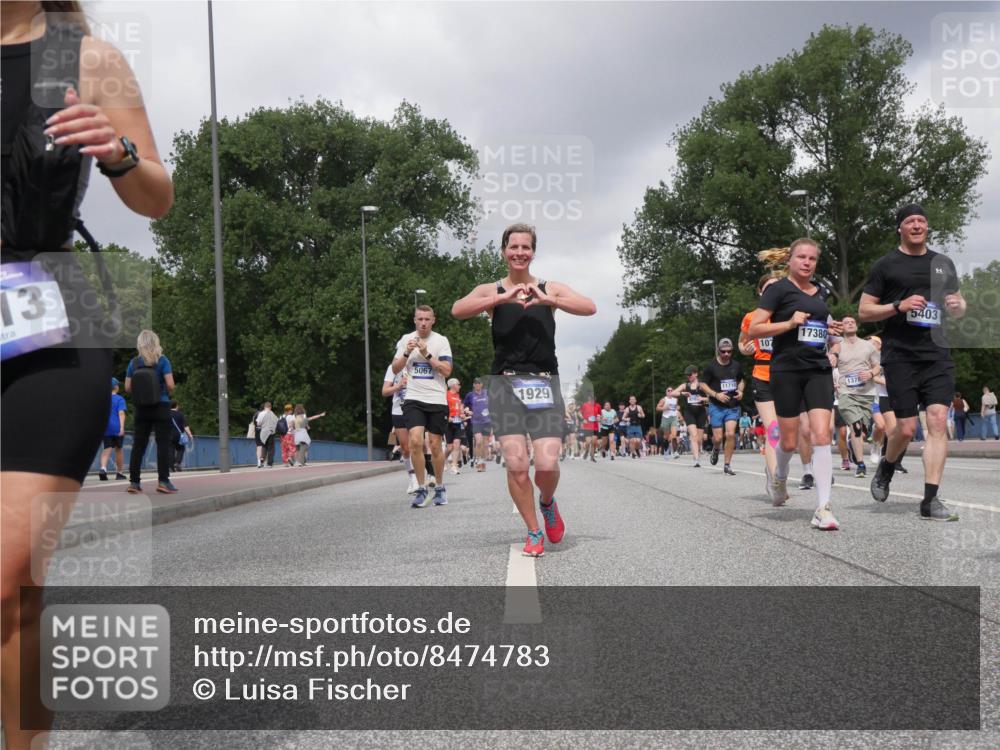 29.06.2025 - hella hamburg halbmarathon Luisa Fischer http://msf.ph/oto/8474783 29.06.2025 10:46:11 Kennedybrücke 13, 5067, 1929, 11710, 107, 17380, 1375, 5403, 1150, 1656, 1929, 2401, 2450, 2580, 2940, 2941, 4092, 4778, 5403, 6764, 6837, 7515, 7557, 8000, 8161, 8435, 10008, 10697, 10734 meine-sportfotos.de