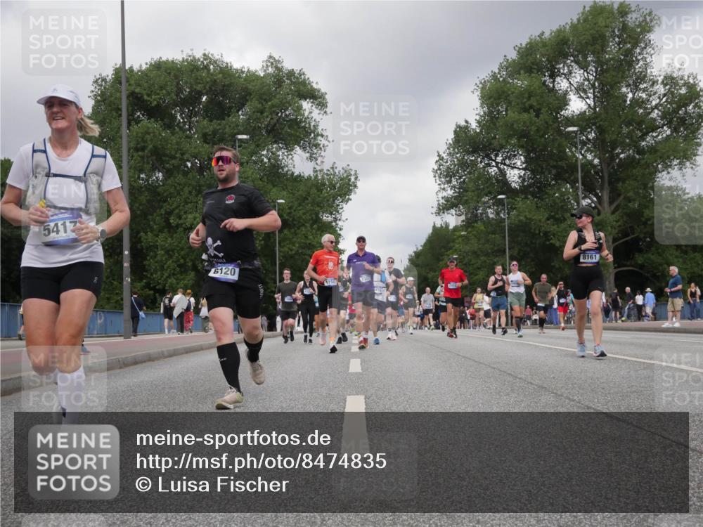 29.06.2025 - hella hamburg halbmarathon Luisa Fischer http://msf.ph/oto/8474835 29.06.2025 10:46:14 Kennedybrücke 5417, 6120, 7557, 435, 2450, 8161, 1150, 1656, 2450, 2580, 2941, 4334, 4778, 4891, 4892, 5268, 5403, 6764, 7515, 7557, 8161, 8435, 10008, 10697, 10734 meine-sportfotos.de