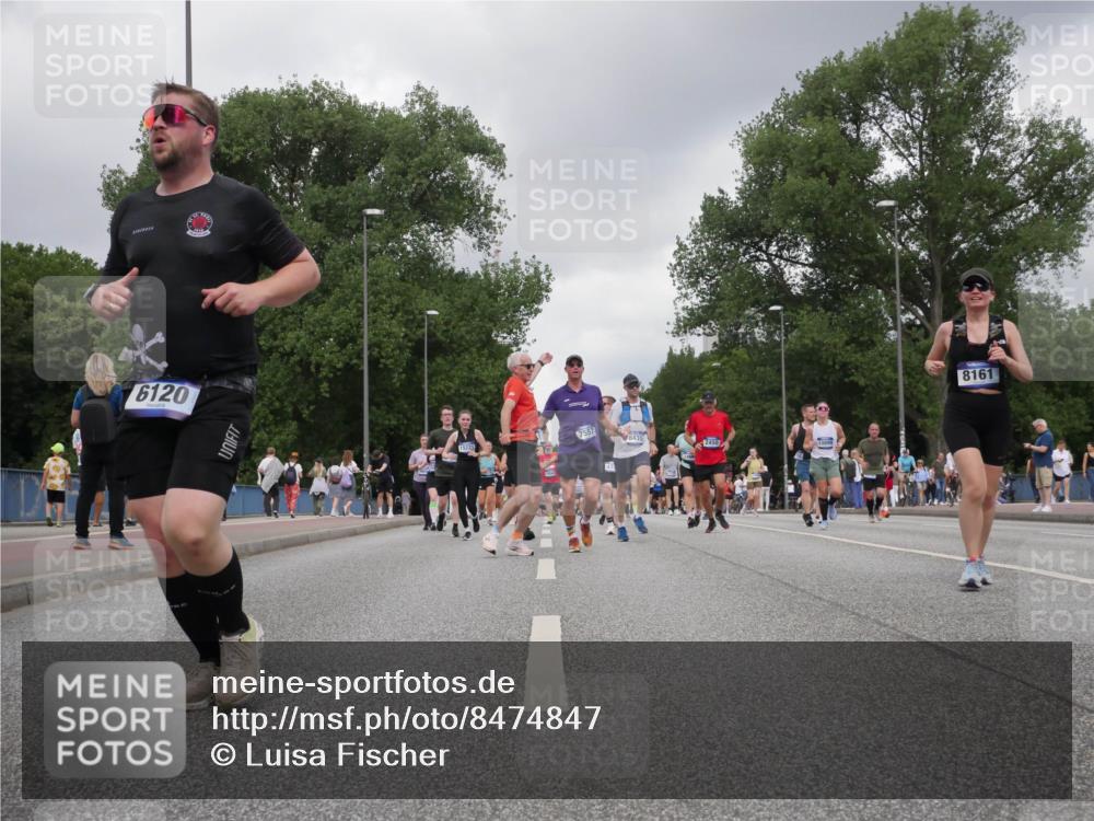 29.06.2025 - hella hamburg halbmarathon Luisa Fischer http://msf.ph/oto/8474847 29.06.2025 10:46:15 Kennedybrücke 6120, 7557, 433, 8435, 2450, 8161, 1150, 1656, 2450, 2580, 4334, 4778, 4891, 4892, 5268, 5403, 6764, 7515, 7557, 8161, 8435, 10008, 10697, 10734 meine-sportfotos.de