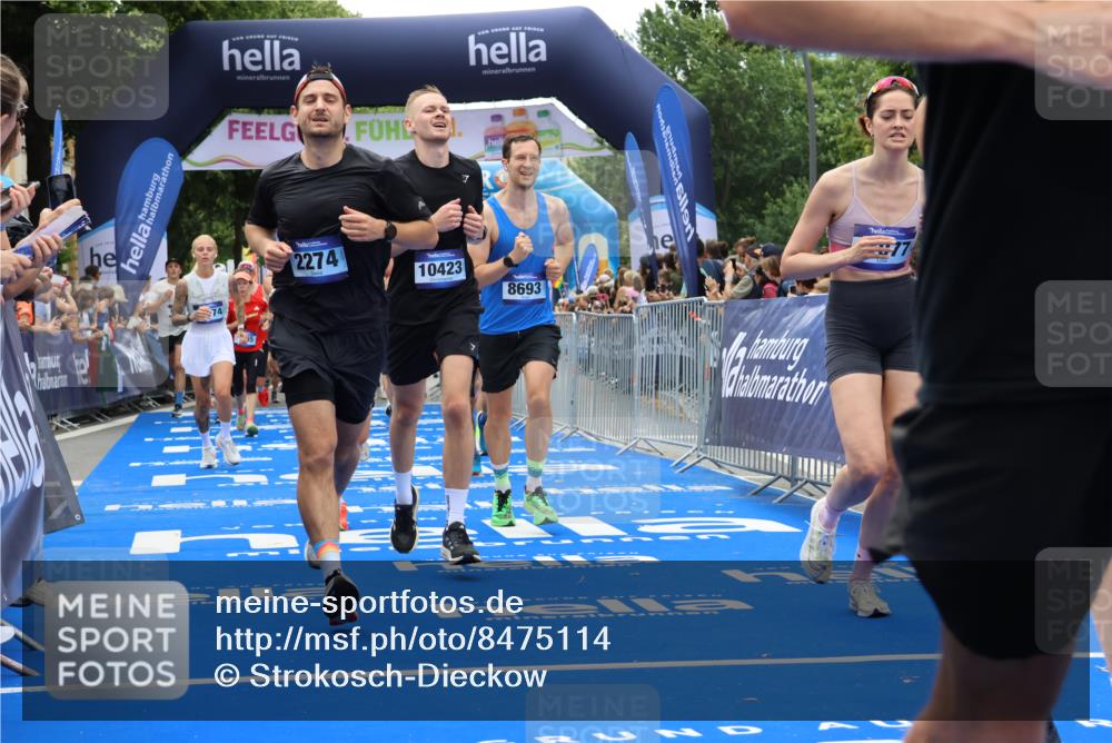29.06.2025 - hella hamburg halbmarathon Strokosch-Dieckow http://msf.ph/oto/8475114 29.06.2025 10:47:22 Ziel 51, 1012, 1592, 2274, 2839, 2864, 2869, 2953, 3304, 5024, 5532, 5650, 6134, 6168, 6203, 8693, 8852, 9305, 10423, 11021, 11077, 11491, 11518, 13672, 13782, 14722, 15350, 15611, 15923, 16089, 16286, 16819, 17846, 17905, 18758, 18856, 18974 meine-sportfotos.de