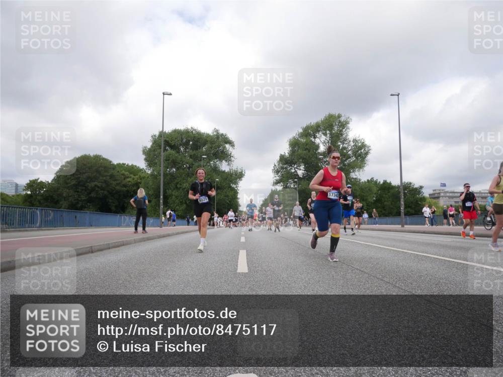 29.06.2025 - hella hamburg halbmarathon Luisa Fischer http://msf.ph/oto/8475117 29.06.2025 10:46:27 Kennedybrücke 8529, 17343, 4353, 1310, 1467, 3283, 3764, 4353, 4891, 5755, 8233, 9304, 10536 meine-sportfotos.de