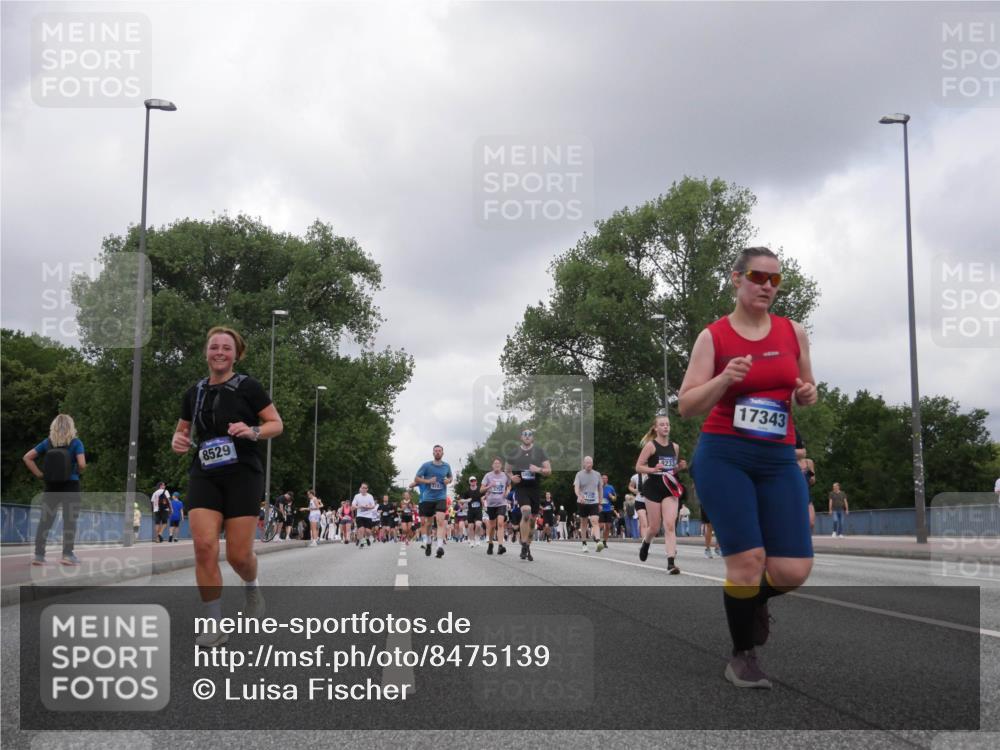 29.06.2025 - hella hamburg halbmarathon Luisa Fischer http://msf.ph/oto/8475139 29.06.2025 10:46:28 Kennedybrücke 8529, 3755, 8233, 17343, 1310, 1467, 3283, 3764, 4353, 5755, 8233, 9304, 10536 meine-sportfotos.de
