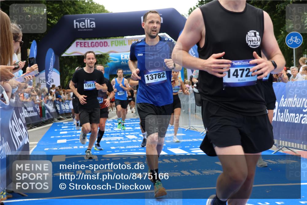 29.06.2025 - hella hamburg halbmarathon Strokosch-Dieckow http://msf.ph/oto/8475166 29.06.2025 10:47:19 Ziel 51, 1012, 2274, 2839, 2864, 2869, 5024, 5650, 6134, 6168, 6203, 6716, 7480, 8693, 9305, 10208, 10211, 10423, 11077, 11491, 11518, 13672, 13782, 14722, 15350, 15611, 15923, 16089, 16286, 16819, 17915, 18758, 18856, 18974 meine-sportfotos.de