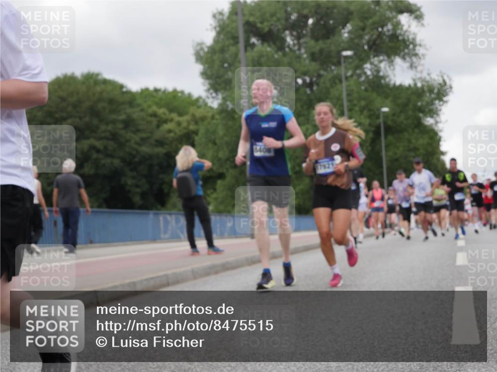 29.06.2025 - hella hamburg halbmarathon Luisa Fischer http://msf.ph/oto/8475515 29.06.2025 10:46:38 Kennedybrücke 140, 17921, 1226, 1310, 1467, 1788, 2103, 2267, 2538, 2971, 3288, 4105, 4177, 4302, 5265, 7872 meine-sportfotos.de