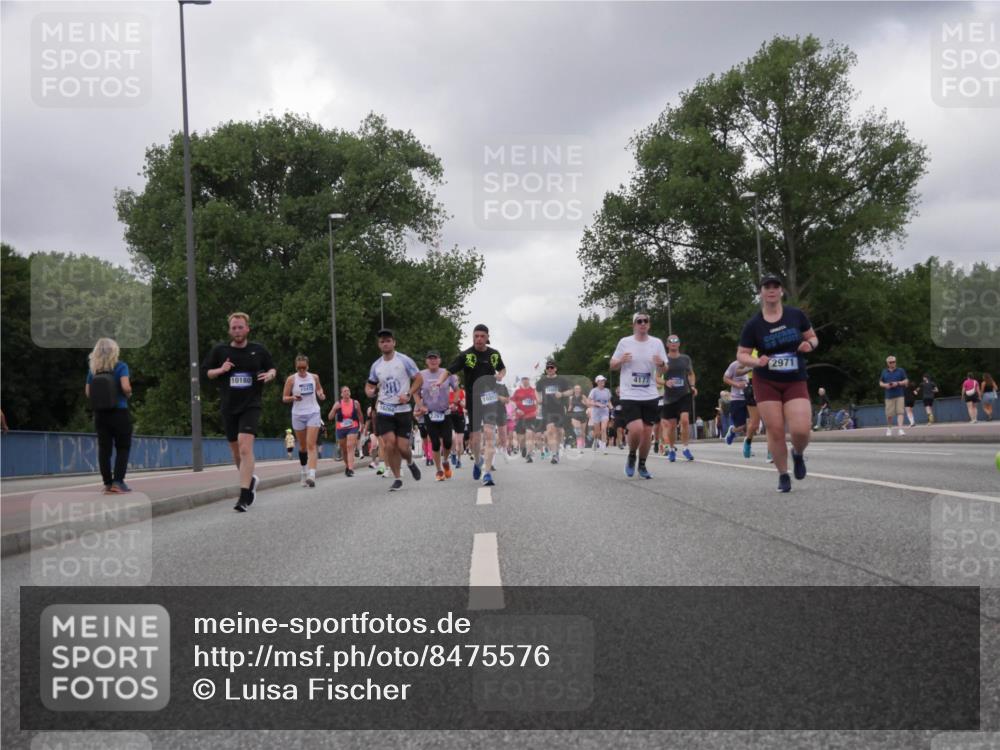 29.06.2025 - hella hamburg halbmarathon Luisa Fischer http://msf.ph/oto/8475576 29.06.2025 10:46:41 Kennedybrücke 10180, 15472, 16264, 16263, 4177, 2971, 1226, 1788, 2103, 2267, 2538, 2971, 3288, 3518, 4105, 4177, 4302, 5265, 7872, 8991 meine-sportfotos.de