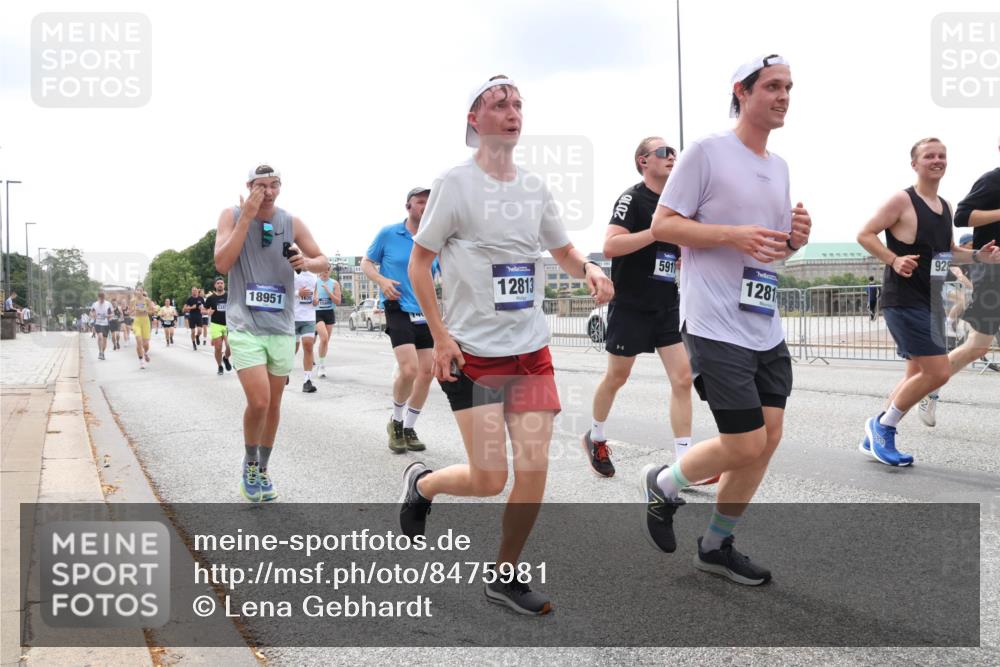 29.06.2025 - hella hamburg halbmarathon Lena Gebhardt http://msf.ph/oto/8475981 29.06.2025 10:33:16 Lombardsbrücke 18951, 2016, 12813, 591, 1281, 928, 1078, 1237, 1324, 1732, 1764, 1995, 2038, 2054, 2085, 2276, 2838, 2959, 3341, 3391, 3422, 3708, 3753, 3812, 3871, 4030, 4096, 4164, 4445, 4555, 4650, 5110, 5180, 5581, 5917, 6040, 6773, 6861, 6999, 7705, 7982, 8170, 8595, 8839, 8891, 9034, 9143, 9258, 9289, 9471, 9542, 9591, 9592, 9750, 9768, 9780, 11229, 11260, 11713, 11756, 11826, 12039, 12423, 12424, 14305, 14743, 15951 meine-sportfotos.de