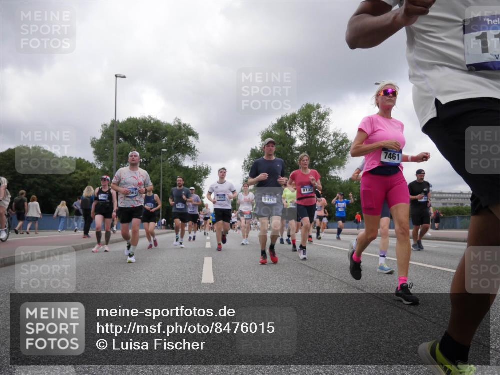 29.06.2025 - hella hamburg halbmarathon Luisa Fischer http://msf.ph/oto/8476015 29.06.2025 10:46:53 Kennedybrücke 967, 19043, 9976, 441, 9639, 8135, 7461, 68, 11, 1878, 2158, 2361, 5370, 5720, 6012, 7461, 8135, 8991, 9831, 9976, 10083, 10200, 10202 meine-sportfotos.de