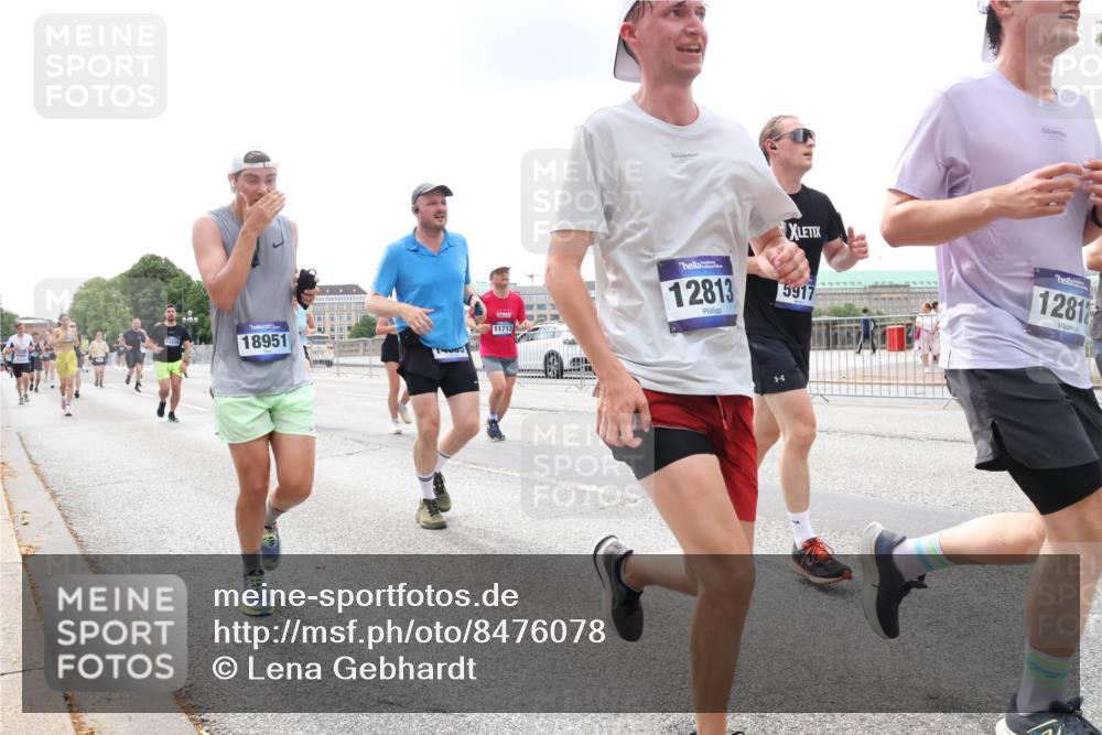 29.06.2025 - hella hamburg halbmarathon Lena Gebhardt http://msf.ph/oto/8476078 29.06.2025 10:33:16 Lombardsbrücke 18951, 11713, 13339, 12813, 5917, 1281, 1078, 1237, 1324, 1732, 1764, 1995, 2038, 2054, 2085, 2276, 2838, 2959, 3341, 3391, 3422, 3708, 3753, 3812, 3871, 4030, 4096, 4164, 4445, 4555, 4650, 5110, 5180, 5581, 5917, 6040, 6773, 6861, 6999, 7705, 7982, 8170, 8595, 8839, 8891, 9034, 9143, 9258, 9289, 9471, 9542, 9591, 9592, 9750, 9768, 9780, 11229, 11260, 11713, 11756, 11826, 12039, 12423, 12424, 14305, 14743, 15951 meine-sportfotos.de
