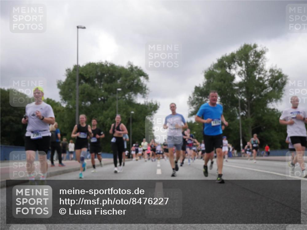 29.06.2025 - hella hamburg halbmarathon Luisa Fischer http://msf.ph/oto/8476227 29.06.2025 10:47:03 Kennedybrücke 1814, 1816, 2343, 2361, 5214, 6012, 6096, 7205, 9704 meine-sportfotos.de
