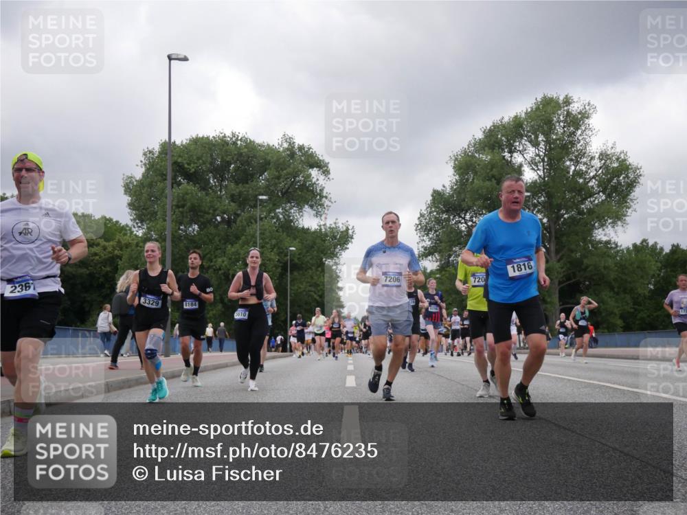 29.06.2025 - hella hamburg halbmarathon Luisa Fischer http://msf.ph/oto/8476235 29.06.2025 10:47:03 Kennedybrücke 2361, 3329, 8184, 5610, 7206, 720, 1816, 1816, 2343, 2361, 5214, 6012, 6096, 7205, 9704 meine-sportfotos.de