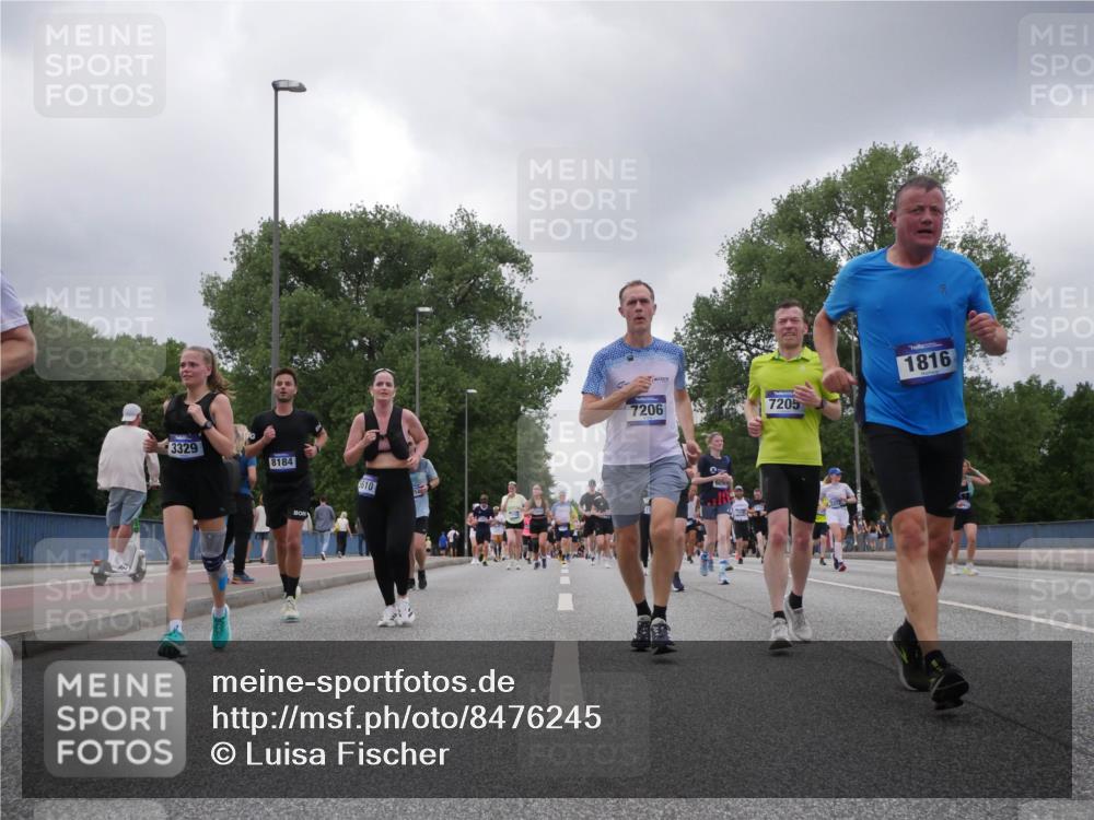 29.06.2025 - hella hamburg halbmarathon Luisa Fischer http://msf.ph/oto/8476245 29.06.2025 10:47:04 Kennedybrücke 3329, 8184, 6610, 7206, 7205, 1816, 1816, 2343, 2361, 5214, 6096, 7205, 9704 meine-sportfotos.de