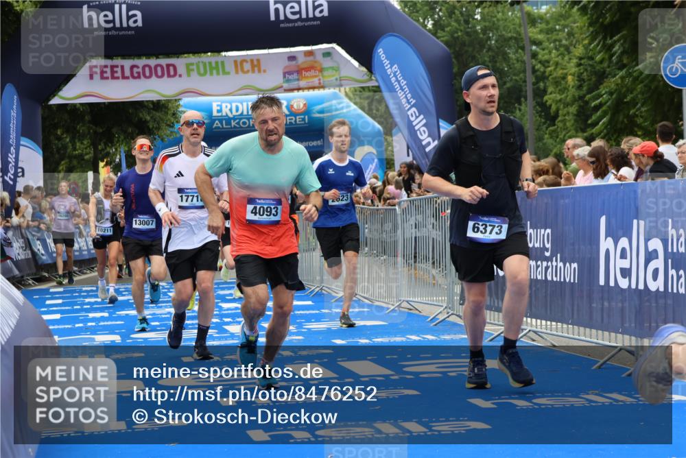 29.06.2025 - hella hamburg halbmarathon Strokosch-Dieckow http://msf.ph/oto/8476252 29.06.2025 10:47:09 Ziel 1460, 2623, 4093, 5472, 6134, 6373, 6700, 6716, 7480, 7908, 9794, 10208, 10211, 12579, 13007, 13672, 15684, 16286, 17718, 17915, 18856 meine-sportfotos.de