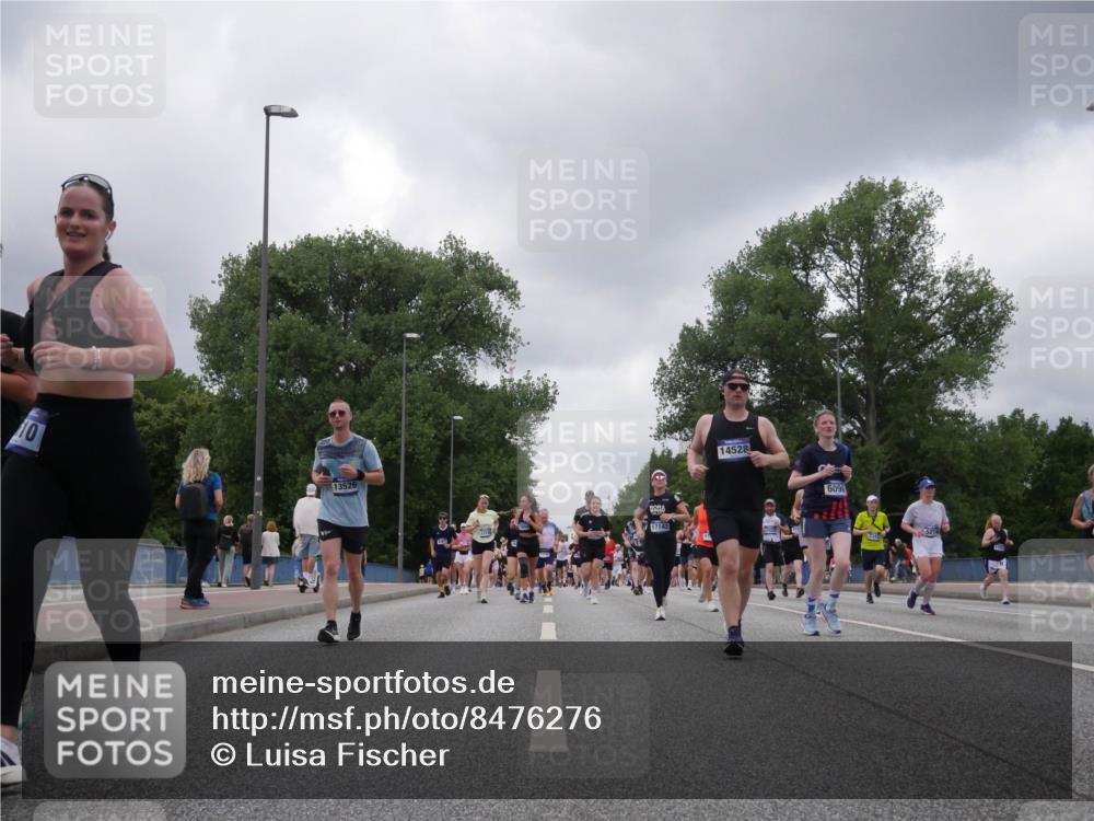 29.06.2025 - hella hamburg halbmarathon Luisa Fischer http://msf.ph/oto/8476276 29.06.2025 10:47:06 Kennedybrücke 10, 13526, 17143, 14528, 6096, 2343, 1816, 2343, 2361, 5214, 5649, 6096, 7205, 9704 meine-sportfotos.de