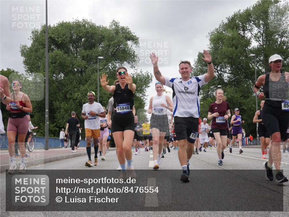 29.06.2025 - hella hamburg halbmarathon Luisa Fischer http://msf.ph/oto/8476554 29.06.2025 10:47:17 Kennedybrücke 1164, 1155, 1625, 15848, 63, 7197, 157, 14866, 85, 2258, 3597, 4636, 4866, 5001, 5192, 5201, 5649, 5902, 5905, 6334, 6931, 7197, 8504, 10006, 10097, 10220 meine-sportfotos.de