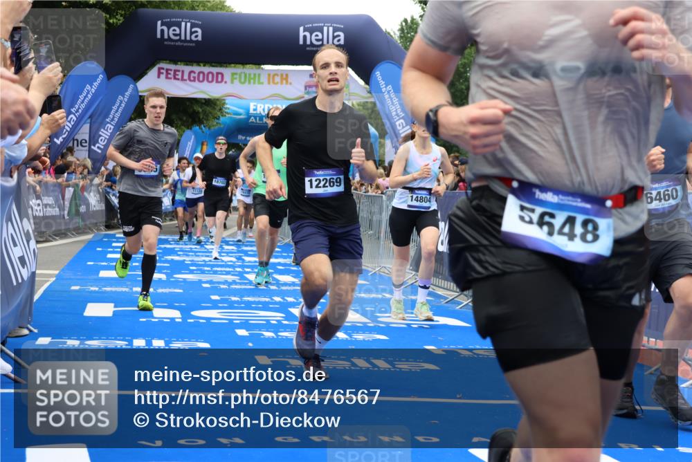 29.06.2025 - hella hamburg halbmarathon Strokosch-Dieckow http://msf.ph/oto/8476567 29.06.2025 10:46:03 Ziel 1759, 2189, 2707, 3087, 5648, 6460, 7450, 7961, 8269, 8577, 8871, 9585, 11125, 11936, 12084, 12269, 13630, 14462, 14804, 16136, 16466, 16475, 17008, 18081, 18702 meine-sportfotos.de