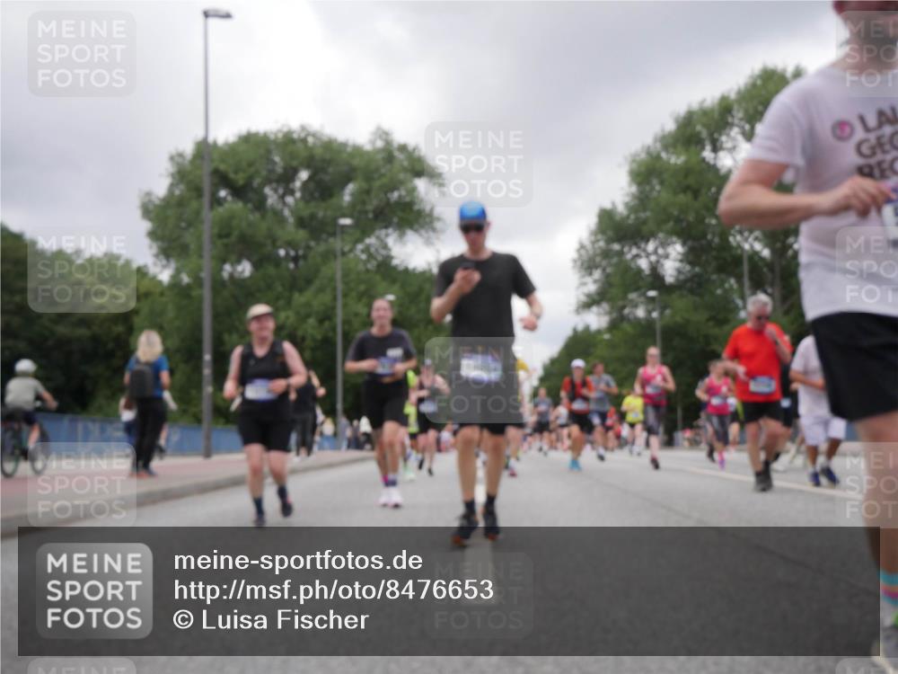 29.06.2025 - hella hamburg halbmarathon Luisa Fischer http://msf.ph/oto/8476653 29.06.2025 10:47:22 Kennedybrücke 1400, 2258, 2733, 3597, 4636, 4866, 5001, 5192, 5201, 5902, 5905, 6226, 6334, 7197, 9879, 10006, 10097, 10220 meine-sportfotos.de