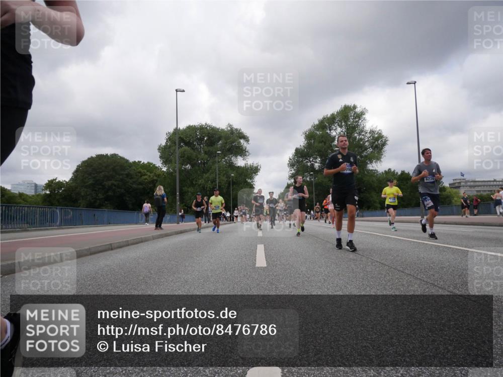 29.06.2025 - hella hamburg halbmarathon Luisa Fischer http://msf.ph/oto/8476786 29.06.2025 10:47:28 Kennedybrücke 093, 6226, 1026, 1400, 1459, 1802, 1804, 2258, 2674, 2733, 4866, 5127, 5902, 5905, 6226, 6334, 8058, 8591, 9879, 10006, 10220, 10285, 10553 meine-sportfotos.de
