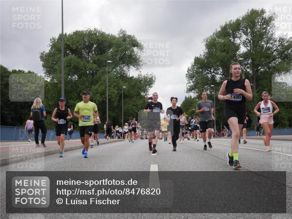 29.06.2025 - hella hamburg halbmarathon Luisa Fischer http://msf.ph/oto/8476820 29.06.2025 10:47:29 Kennedybrücke 5890, 5293, 2733, 12454, 71, 1400, 15079, 1026, 1400, 1459, 1802, 1804, 2258, 2674, 2733, 3065, 5127, 5902, 5905, 6226, 8058, 8591, 9879, 10220, 10285, 10553 meine-sportfotos.de