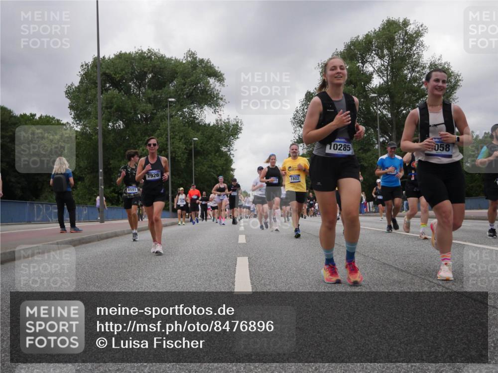 29.06.2025 - hella hamburg halbmarathon Luisa Fischer http://msf.ph/oto/8476896 29.06.2025 10:47:36 Kennedybrücke 8591, 7926, 1802, 10285, 058, 1026, 1095, 1459, 1802, 1804, 2073, 2674, 3065, 4968, 5127, 5355, 7489, 8058, 8591, 8870, 9331, 9333, 10285, 10553 meine-sportfotos.de