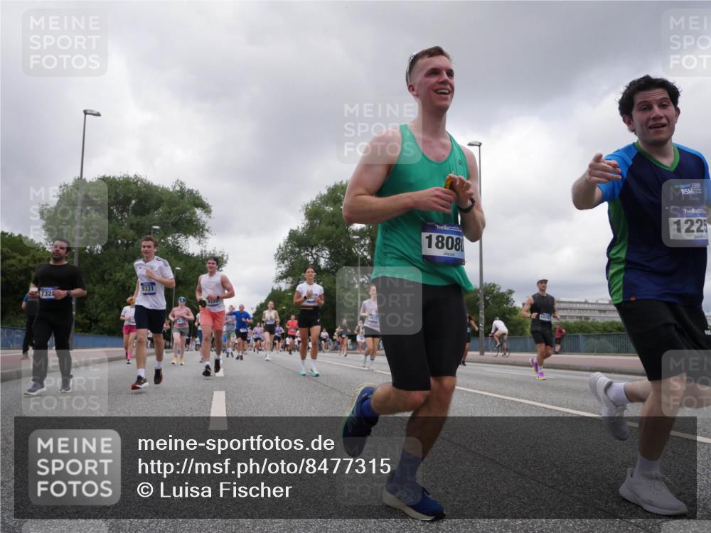 29.06.2025 - hella hamburg halbmarathon Luisa Fischer http://msf.ph/oto/8477315 29.06.2025 10:47:47 Kennedybrücke 9331, 732, 9333, 1808, 10707, 1225, 2186, 2692, 3596, 4968, 5355, 6036, 6895, 7489, 8763, 8870, 9331, 9333, 10707 meine-sportfotos.de