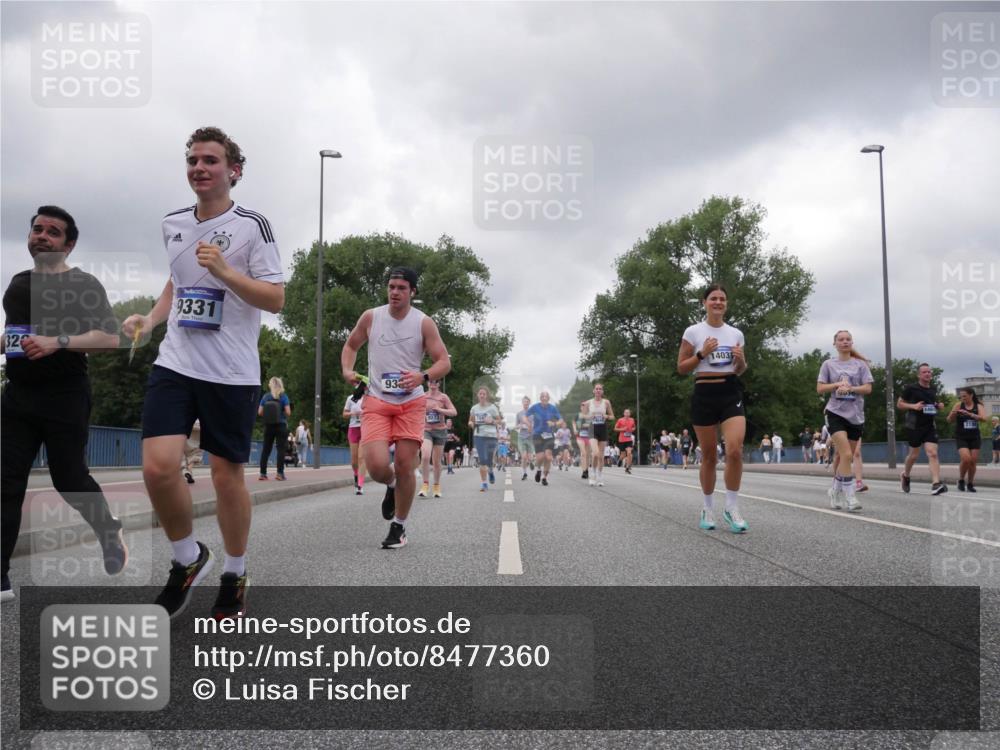 29.06.2025 - hella hamburg halbmarathon Luisa Fischer http://msf.ph/oto/8477360 29.06.2025 10:47:49 Kennedybrücke 32, 9331, 14031, 93, 2186, 2692, 3596, 6036, 6895, 8763, 9333, 10707 meine-sportfotos.de