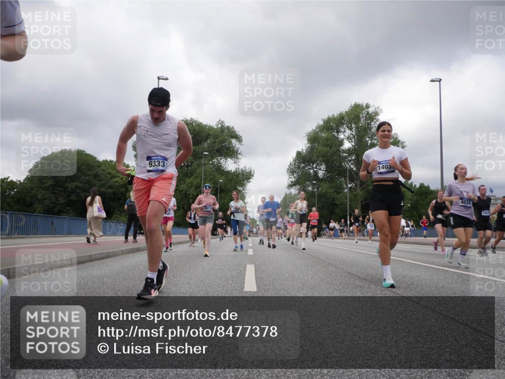 29.06.2025 - hella hamburg halbmarathon Luisa Fischer http://msf.ph/oto/8477378 29.06.2025 10:47:49 Kennedybrücke 9333, 1403, 6036, 14842, 2186, 2692, 3596, 6036, 6895, 8763, 9333, 10707 meine-sportfotos.de