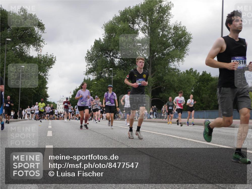 29.06.2025 - hella hamburg halbmarathon Luisa Fischer http://msf.ph/oto/8477547 29.06.2025 10:47:56 Kennedybrücke 4311, 12445, 148, 162, 5730, 5731, 318, 2692, 3596, 4215, 5730, 5731, 6895, 7610, 7818, 10303, 10304 meine-sportfotos.de