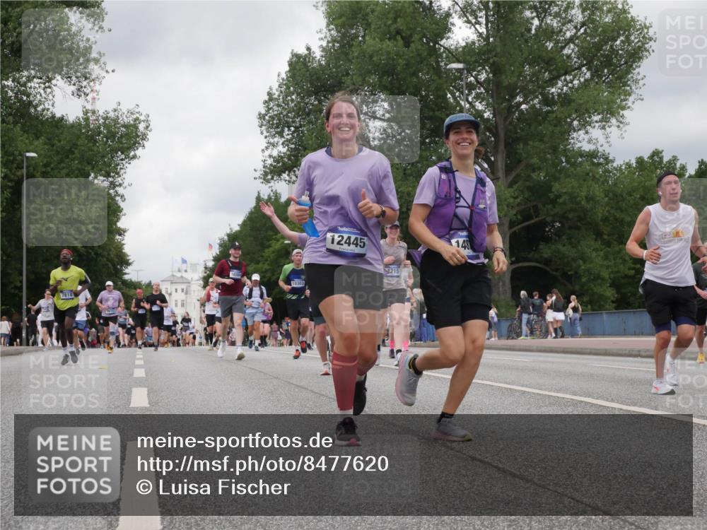 29.06.2025 - hella hamburg halbmarathon Luisa Fischer http://msf.ph/oto/8477620 29.06.2025 10:47:58 Kennedybrücke 7818, 10303, 12445, 4215, 148, 4215, 5730, 5731, 6895, 7610, 7818, 10303, 10304 meine-sportfotos.de