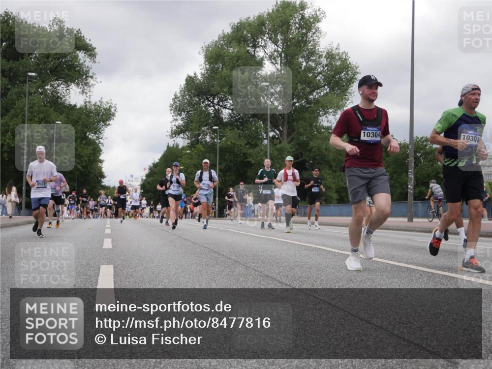 29.06.2025 - hella hamburg halbmarathon Luisa Fischer http://msf.ph/oto/8477816 29.06.2025 10:48:05 Kennedybrücke 8582, 3506, 10304, 10303, 1713, 3506, 4215, 6922, 7541, 7610, 7818, 10223, 10303, 10304 meine-sportfotos.de