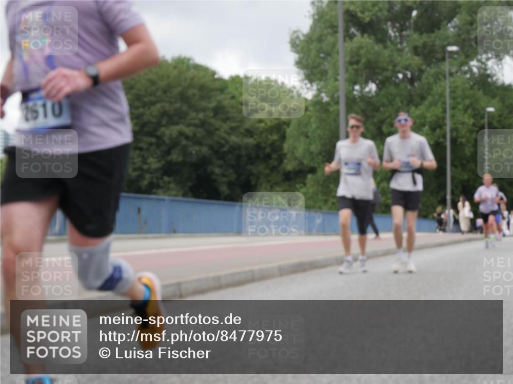 29.06.2025 - hella hamburg halbmarathon Luisa Fischer http://msf.ph/oto/8477975 29.06.2025 10:48:12 Kennedybrücke 2610, 1273, 1685, 1713, 3238, 3506, 6002, 6922, 7541, 8605, 10223 meine-sportfotos.de