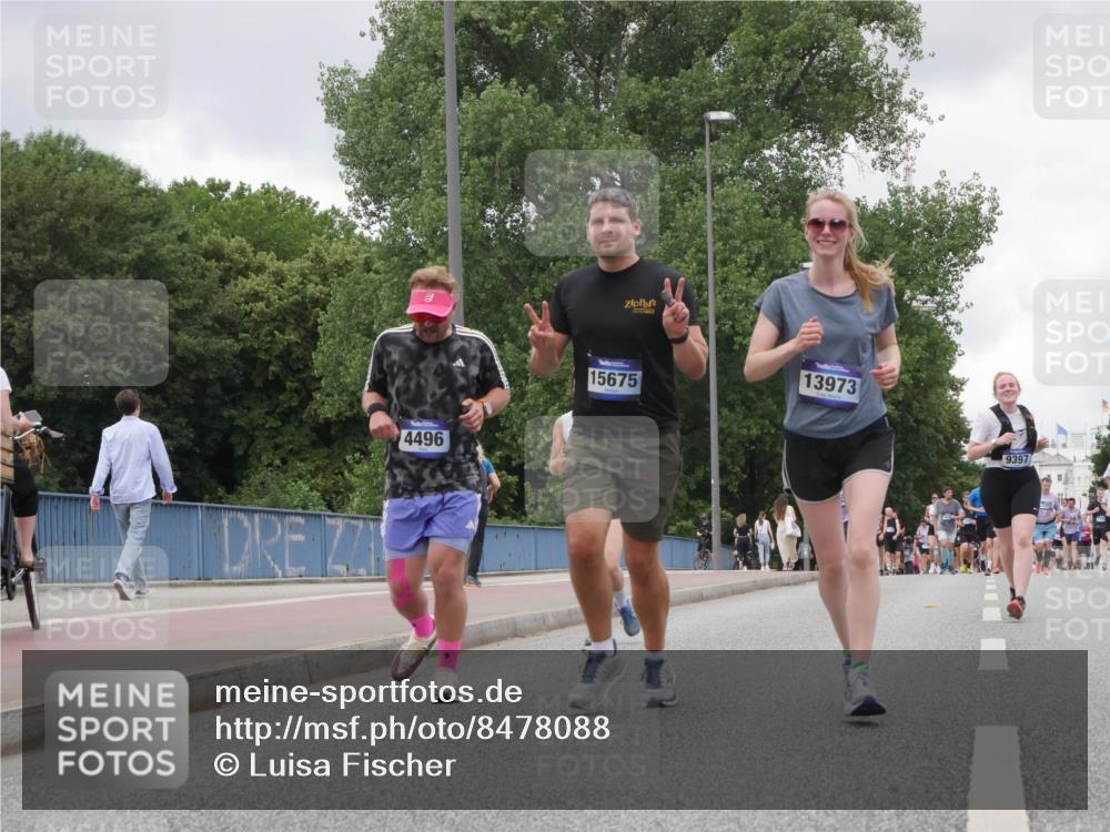 29.06.2025 - hella hamburg halbmarathon Luisa Fischer http://msf.ph/oto/8478088 29.06.2025 10:48:19 Kennedybrücke 4496, 15675, 13973, 9397, 1273, 1685, 3238, 6002, 7216, 8605, 9084, 9085 meine-sportfotos.de