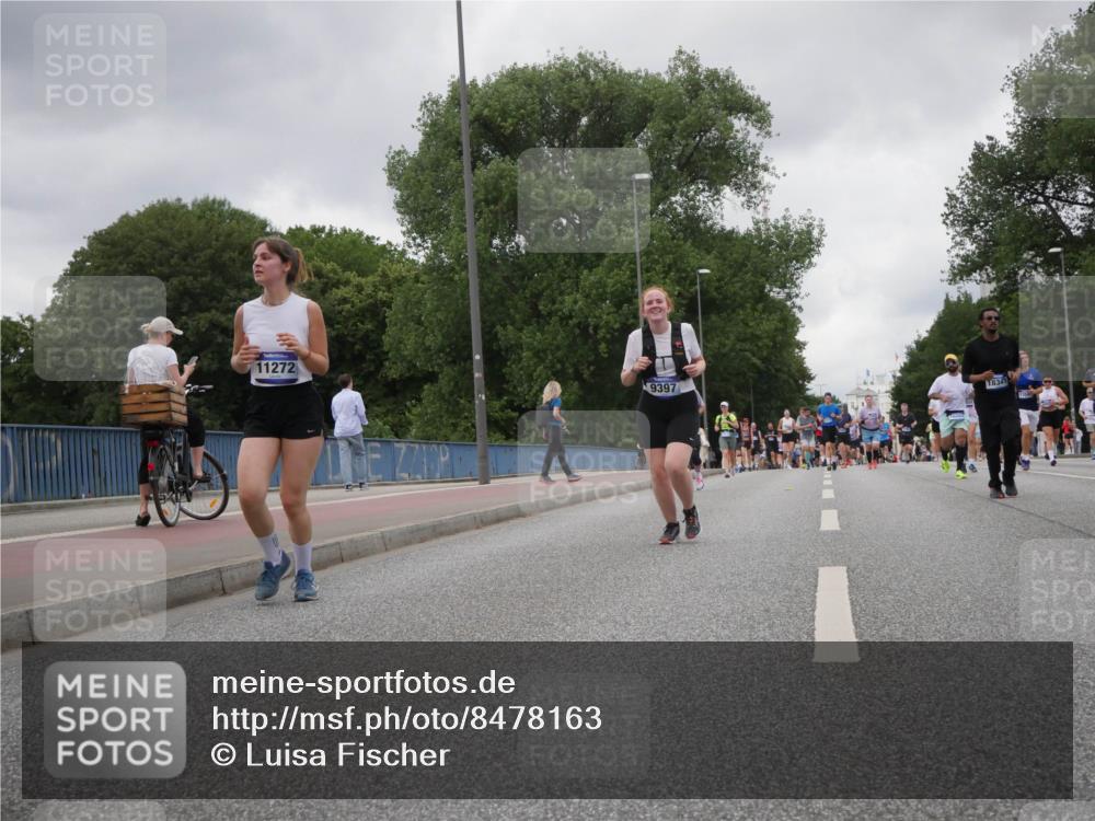29.06.2025 - hella hamburg halbmarathon Luisa Fischer http://msf.ph/oto/8478163 29.06.2025 10:48:22 Kennedybrücke 11272, 9397, 18341, 1024, 6841, 7216, 8605, 8745, 9084, 9085 meine-sportfotos.de