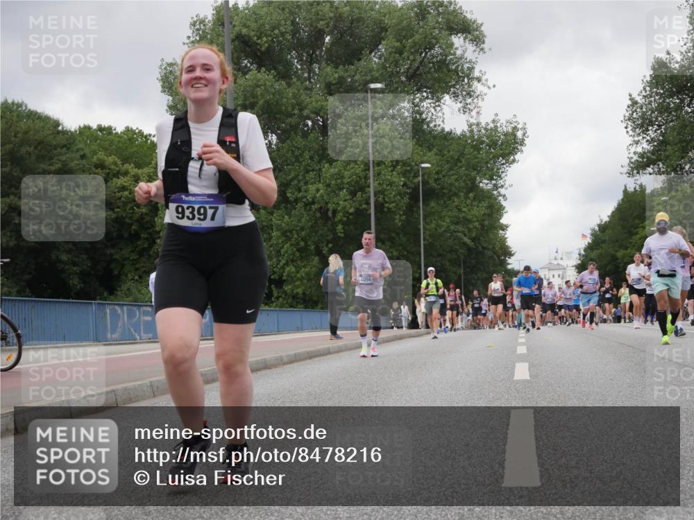 29.06.2025 - hella hamburg halbmarathon Luisa Fischer http://msf.ph/oto/8478216 29.06.2025 10:48:24 Kennedybrücke 9397, 4056, 1024, 1798, 6841, 7216, 8745, 8907, 9084, 9085 meine-sportfotos.de
