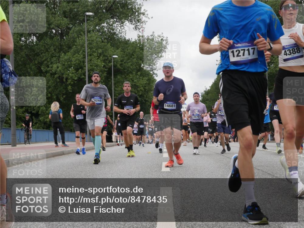 29.06.2025 - hella hamburg halbmarathon Luisa Fischer http://msf.ph/oto/8478435 29.06.2025 10:48:35 Kennedybrücke 9510, 6244, 1101, 14681, 13, 3570, 16793, 12717, 4388, 12, 1774, 1798, 3570, 4275, 4337, 4388, 5099, 5949, 6888, 8907, 10668 meine-sportfotos.de