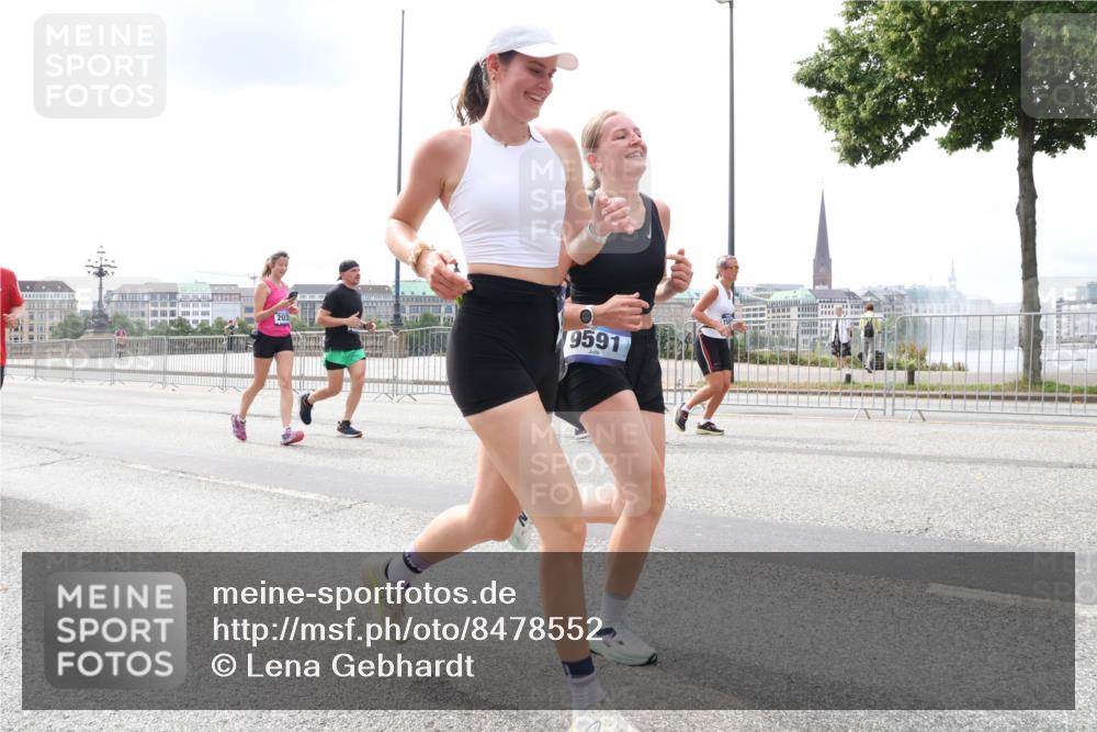 29.06.2025 - hella hamburg halbmarathon Lena Gebhardt http://msf.ph/oto/8478552 29.06.2025 10:33:27 Lombardsbrücke 203, 9591, 1189, 1275, 1324, 1764, 1995, 2038, 2054, 2085, 2342, 2776, 2838, 2959, 3170, 3341, 3391, 3560, 3812, 3871, 4030, 4096, 4164, 4361, 4433, 4445, 4449, 4650, 4696, 5075, 5096, 5110, 5141, 5180, 5557, 5569, 5581, 5917, 6109, 6773, 6854, 6999, 7653, 7705, 7982, 8021, 8157, 8282, 8595, 8891, 9143, 9234, 9258, 9289, 9438, 9591, 9592, 9750, 9780, 9799, 11229, 11260, 11713, 11811, 11826, 12039, 14305, 14743, 15951 meine-sportfotos.de