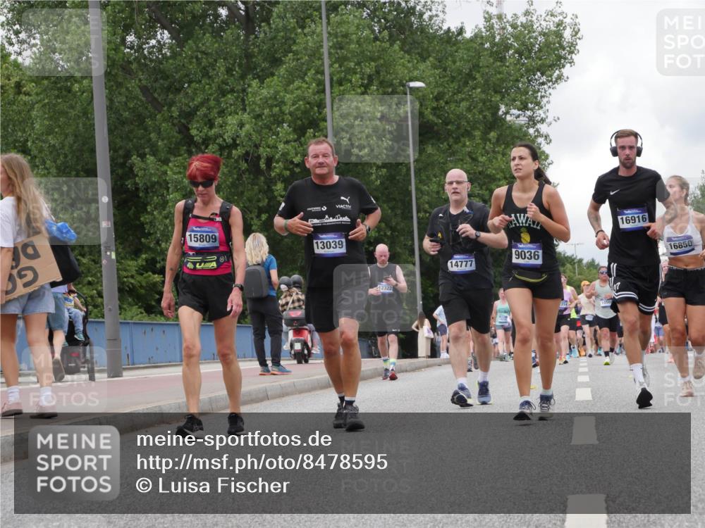 29.06.2025 - hella hamburg halbmarathon Luisa Fischer http://msf.ph/oto/8478595 29.06.2025 10:48:42 Kennedybrücke 15809, 13039, 12322, 14777, 9036, 16916, 314, 16850, 1774, 2550, 2779, 3570, 4275, 5099, 5949, 7859, 7912, 10727 meine-sportfotos.de