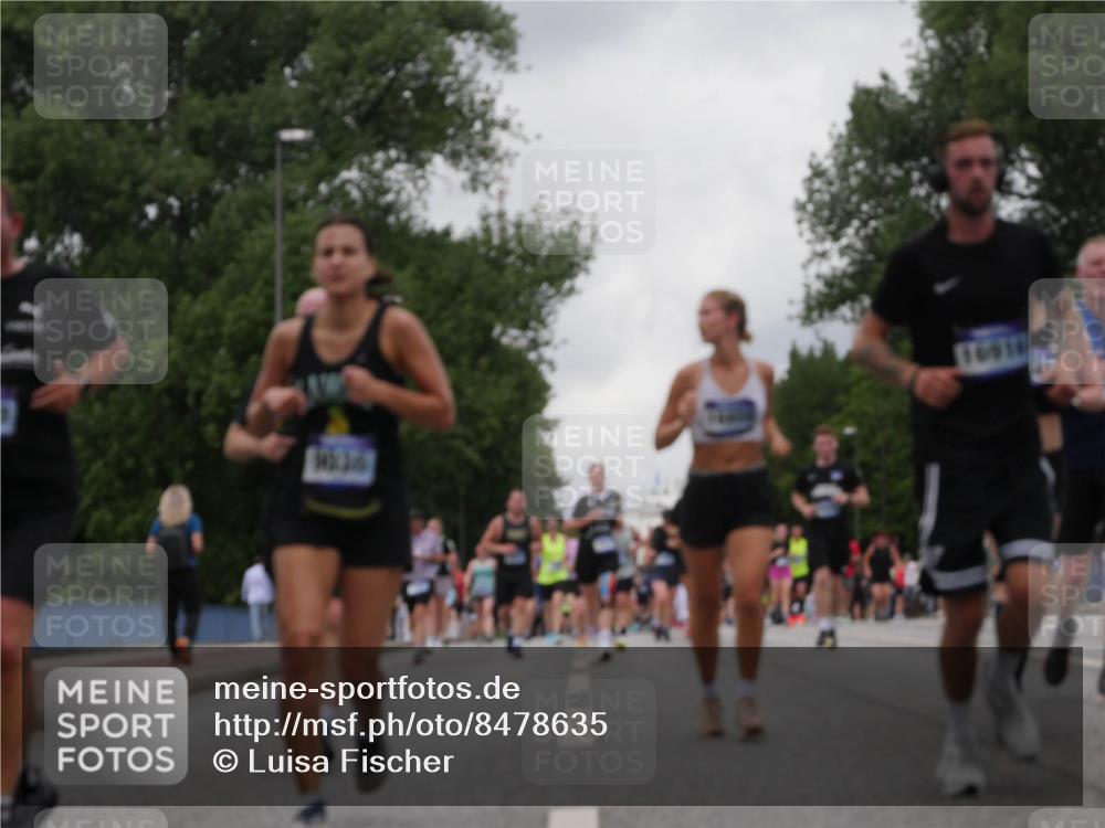 29.06.2025 - hella hamburg halbmarathon Luisa Fischer http://msf.ph/oto/8478635 29.06.2025 10:48:44 Kennedybrücke 143306, 10910, 1774, 2550, 2779, 5099, 5949, 7859, 7912, 10562, 10727 meine-sportfotos.de