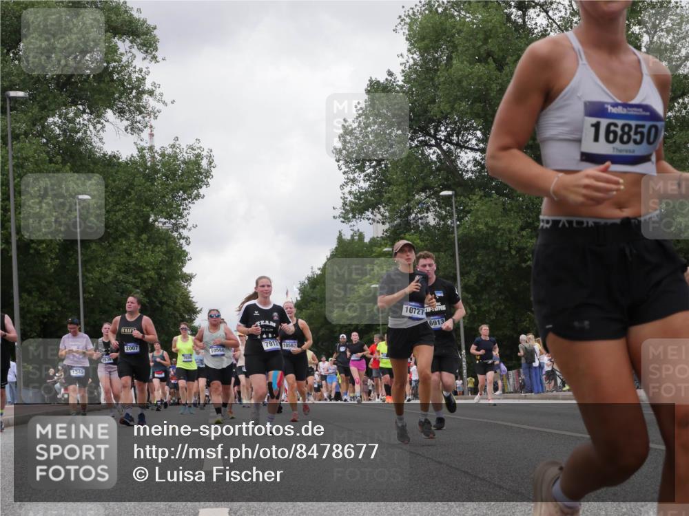 29.06.2025 - hella hamburg halbmarathon Luisa Fischer http://msf.ph/oto/8478677 29.06.2025 10:48:46 Kennedybrücke 1345, 9536, 2007, 7699, 10566, 7912, 10562, 10727, 6913, 16850, 1774, 2550, 2779, 5099, 5190, 5339, 7699, 7859, 7912, 9536, 10562, 10727 meine-sportfotos.de